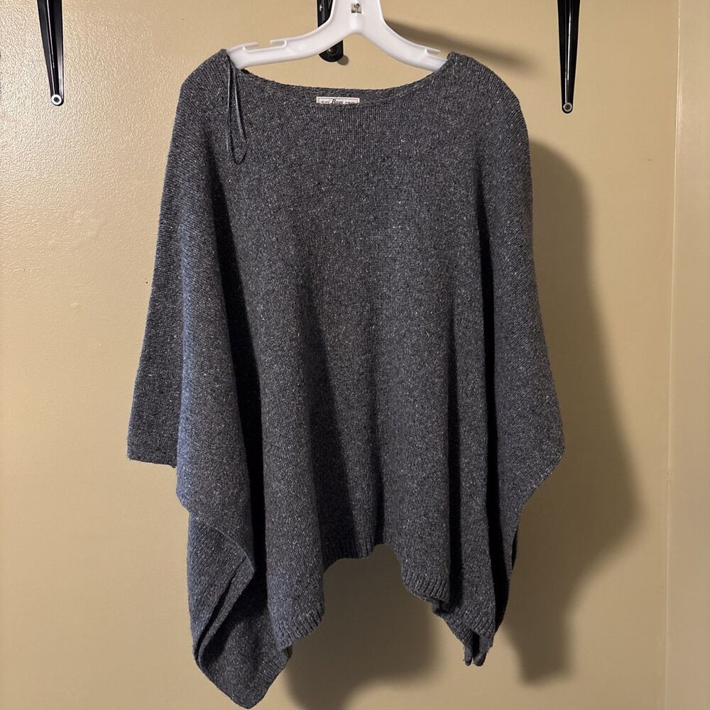 Bass Gray Pullover Poncho Sweater Round neck Women Size L- XL -7% Wool-Chest 26"